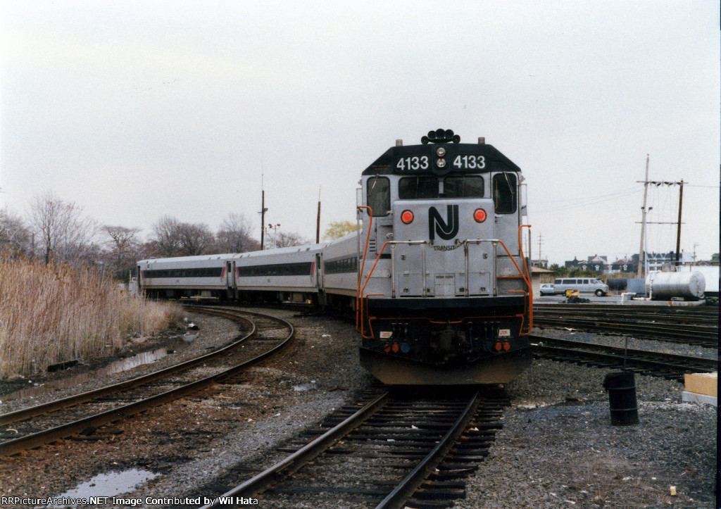 NJT GP40FH-2 4133